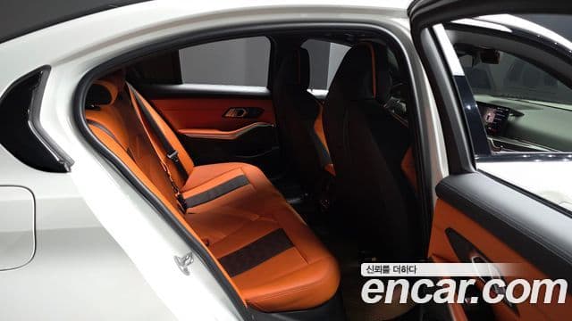 BMW M3 2023 — Şəkil 20/34