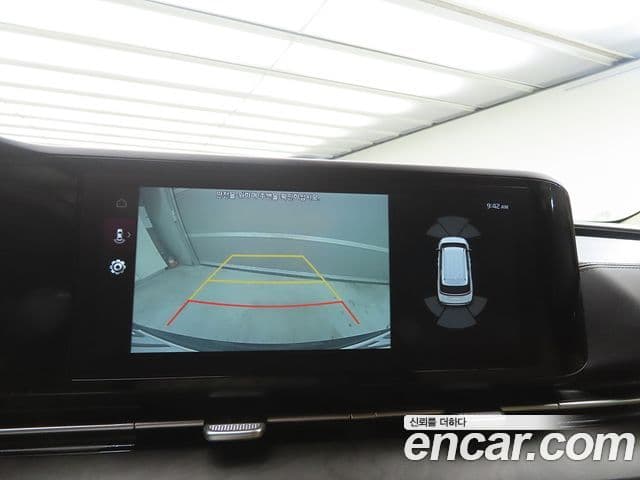 Kia Carnival 2021 — Фото 14/20