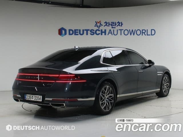 Genesis G90 2023 — фото 1 из 20