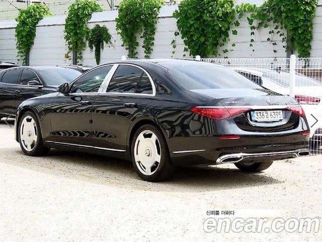 Mercedes-Benz S-Class 2021 — ფოტო 2/10