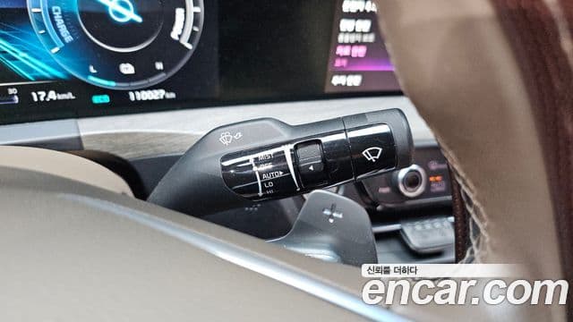 Kia K8 2022 — Şəkil 17/20