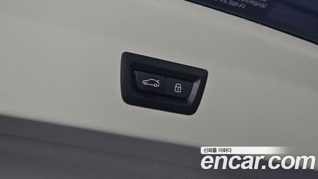 BMW X4 2025 — Photo 24/35