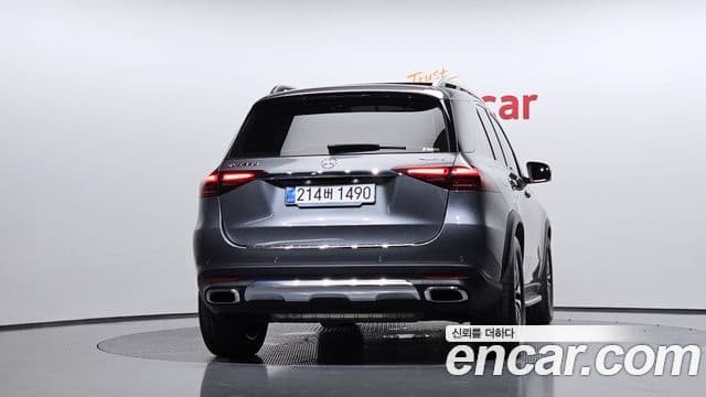 Mercedes-Benz GLE-Class 2025 — Photo 14/35