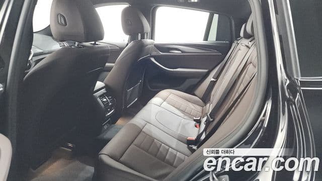 BMW X4 2025 — Photo 37/37