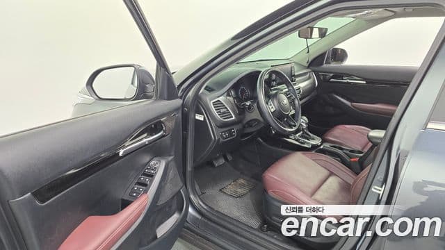 Kia Seltos 2021 — Şəkil 10/20