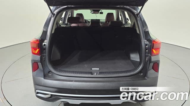 Kia Seltos 2021 — Şəkil 16/20