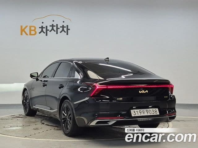 Kia K8 2021 — Şəkil 1/18