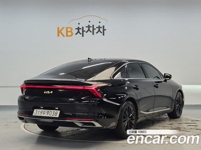 Kia K8 2021 — Şəkil 2/18