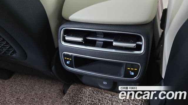 Genesis GV70 2026 — Photo 11/20