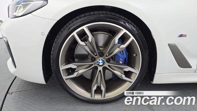 BMW 5 Series 2022 — Şəkil 5/20