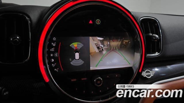 Mini Cooper S Countryman 2023 — Фото 15/20