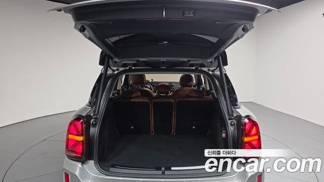 Mini Cooper S Countryman 2023 — Фото 20/20