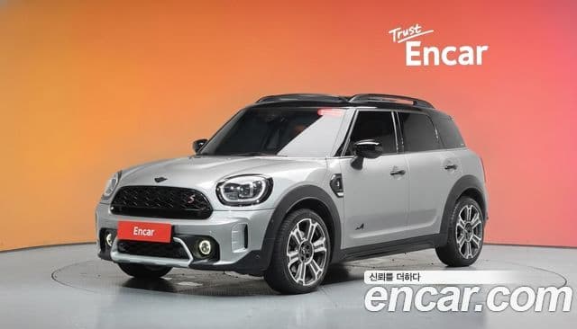Mini Cooper S Countryman 2023 — Фото 1/20
