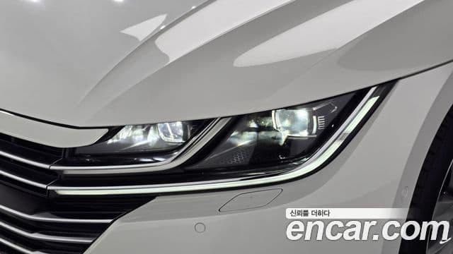 Volkswagen Arteon 2019 — Şəkil 26/34