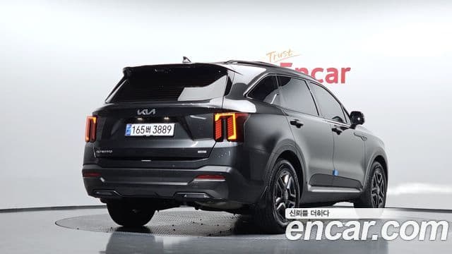 Kia Sorento 2024 — Фото 2/20