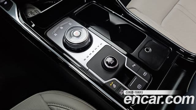 Kia Sorento 2024 — Фото 9/20
