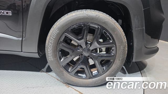 Jeep Renegade 2022 — Photo 11/32