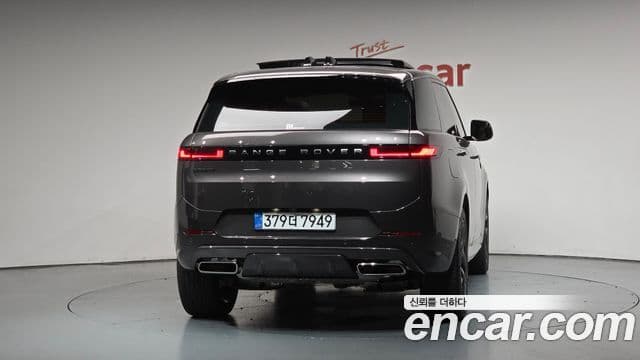 Land Rover Range Rover Sport 2025 — ფოტო 4/20