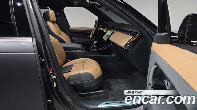 Land Rover Range Rover Sport 2025 — ფოტო 11/20