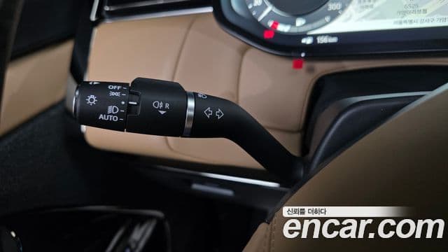 Land Rover Range Rover Sport 2025 — ფოტო 30/34