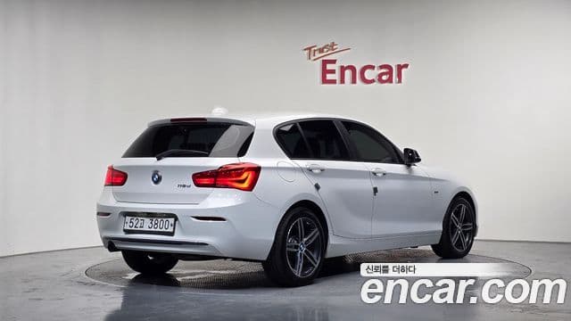 BMW 1 Series 2018 — Şəkil 2/20
