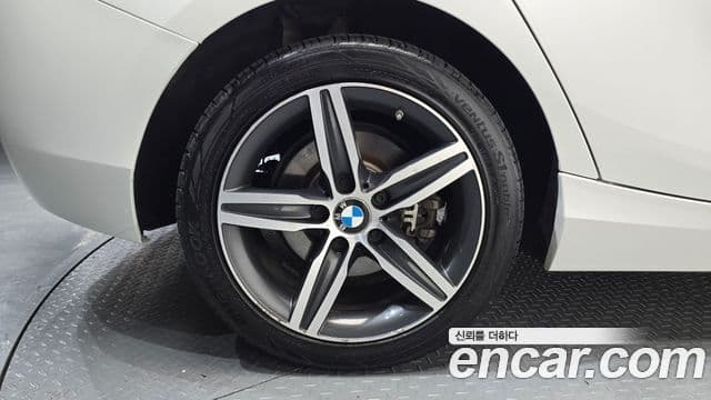 BMW 1 Series 2018 — Şəkil 5/20