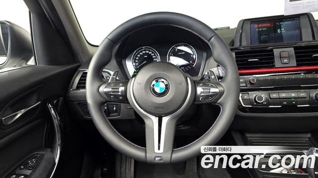 BMW 1 Series 2018 — Şəkil 13/20