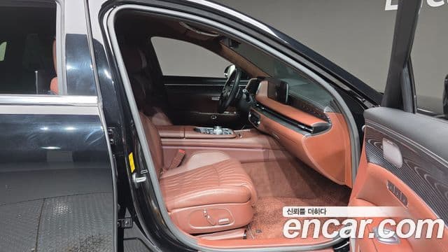 Genesis G90 2022 — ფოტო 10/20