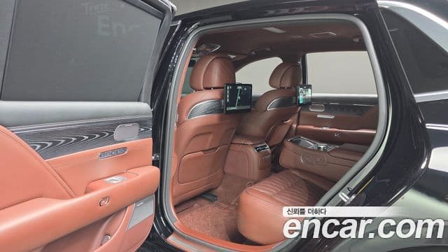 Genesis G90 2022 — ფოტო 17/20