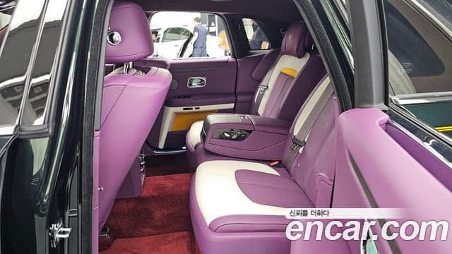 Rolls-Royce Ghost 2022 — Photo 34/37