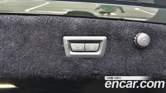 Rolls-Royce Ghost 2022 — Photo 6/37