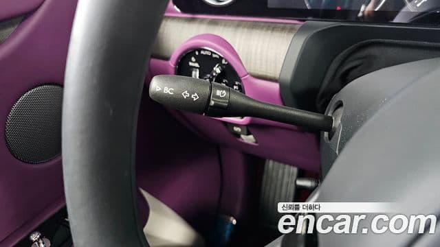 Rolls-Royce Ghost 2022 — Photo 10/37