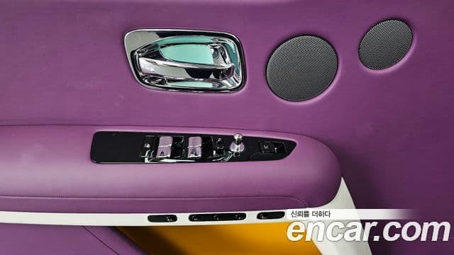 Rolls-Royce Ghost 2022 — Photo 5/37