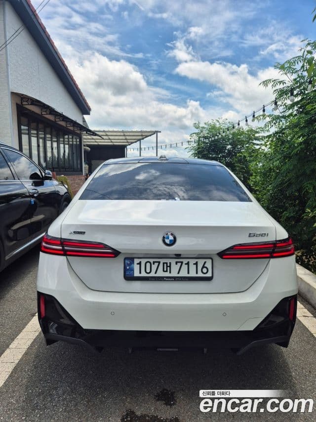 BMW 5 Series 2024 — Şəkil 2/17