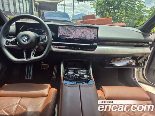 BMW 5 Series 2024 — Şəkil 10/17