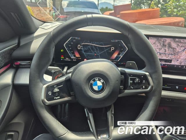 BMW 5 Series 2024 — Şəkil 11/17