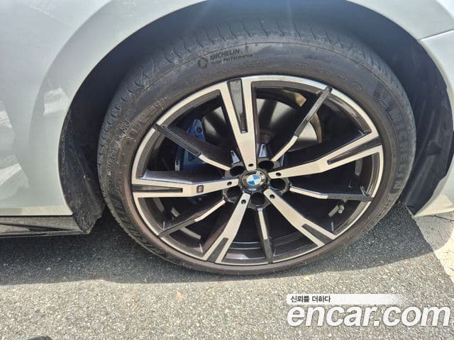 BMW 5 Series 2024 — Şəkil 14/17