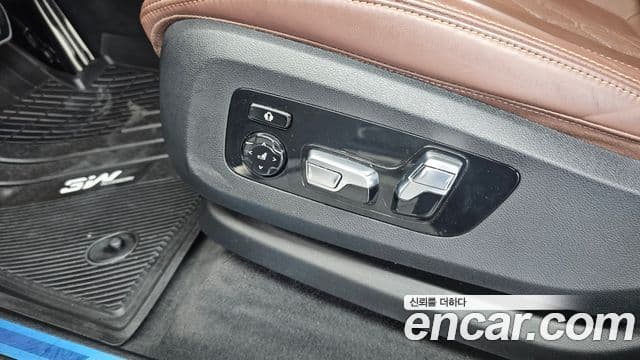 BMW X5 2023 — Photo 14/37