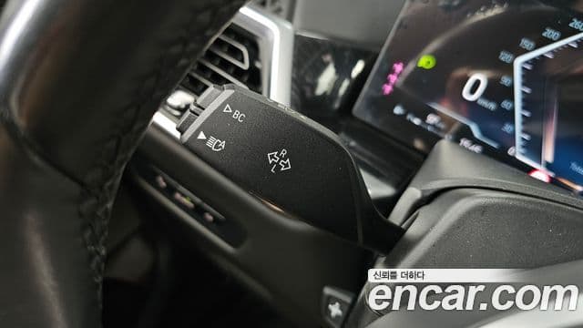 BMW X5 2023 — Photo 2/37