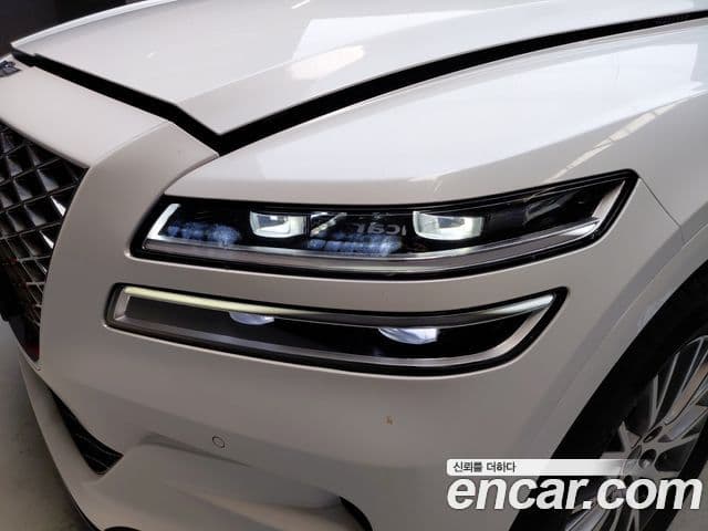 Genesis GV80 2022 — Şəkil 30/34