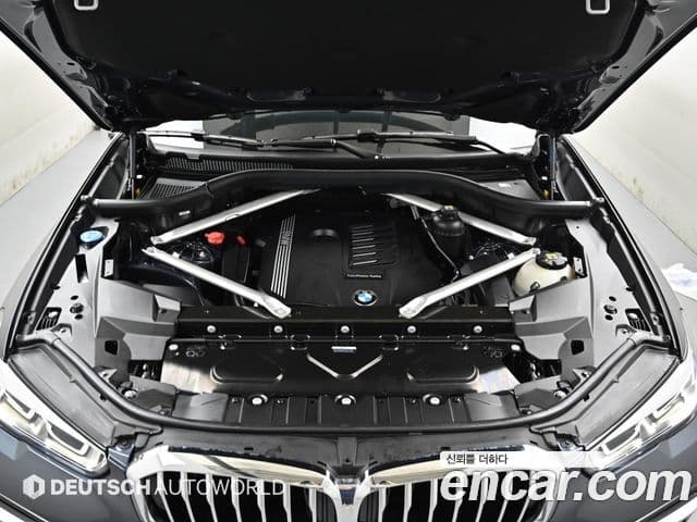 BMW X5 2022 — ფოტო 5/20