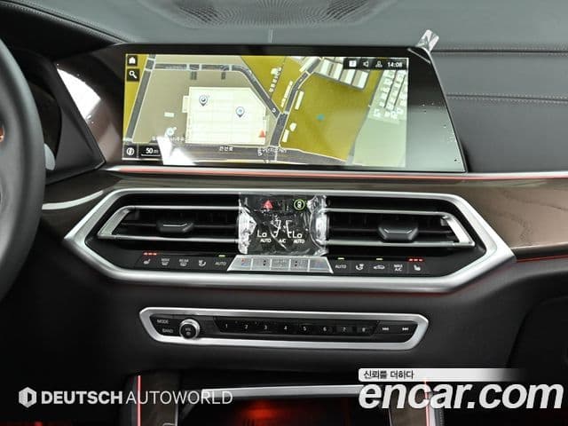 BMW X5 2022 — ფოტო 14/20