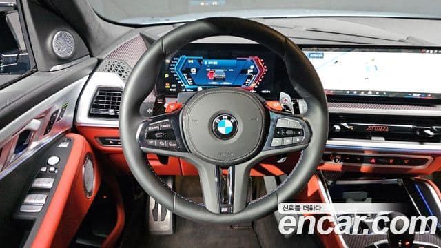 BMW XM 2025 — Фото 13/20
