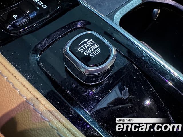 Volvo XC90 2021 — ფოტო 15/20