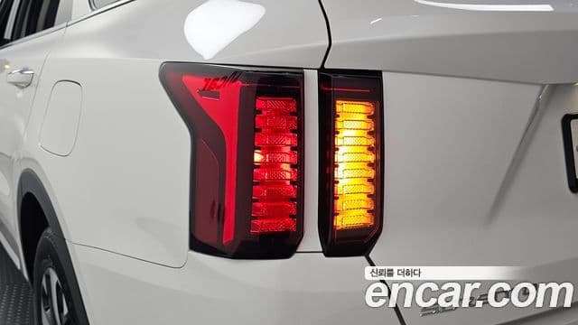 Kia Sorento 2022 — ფოტო 31/38