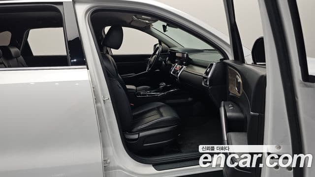 Kia Sorento 2022 — ფოტო 4/38