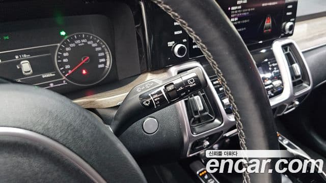 Kia Sorento 2022 — ფოტო 23/38