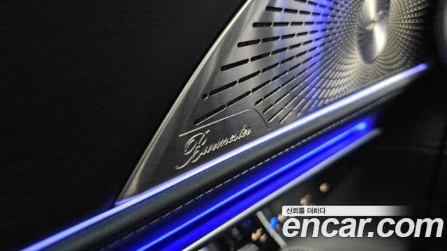 Mercedes-Benz SL-Class 2023 — Photo 23/37
