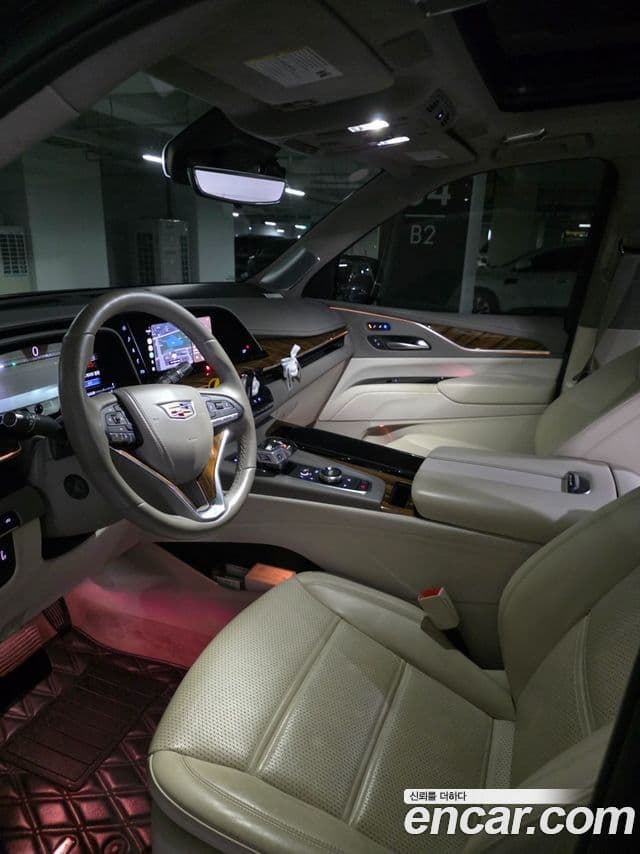 Cadillac Escalade 2022 — Şəkil 17/19