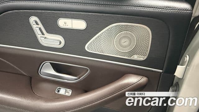 Mercedes-Benz GLE-Class 2022 — Şəkil 18/20